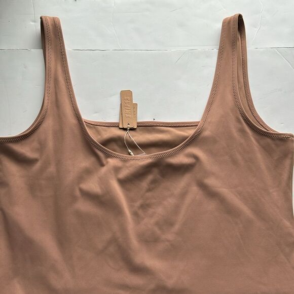 NWT SKIMS Womens Shaping Swim Tank Bikini Top Sienna SW-TNK-0118 Size 2X - Picture 6 of 14
